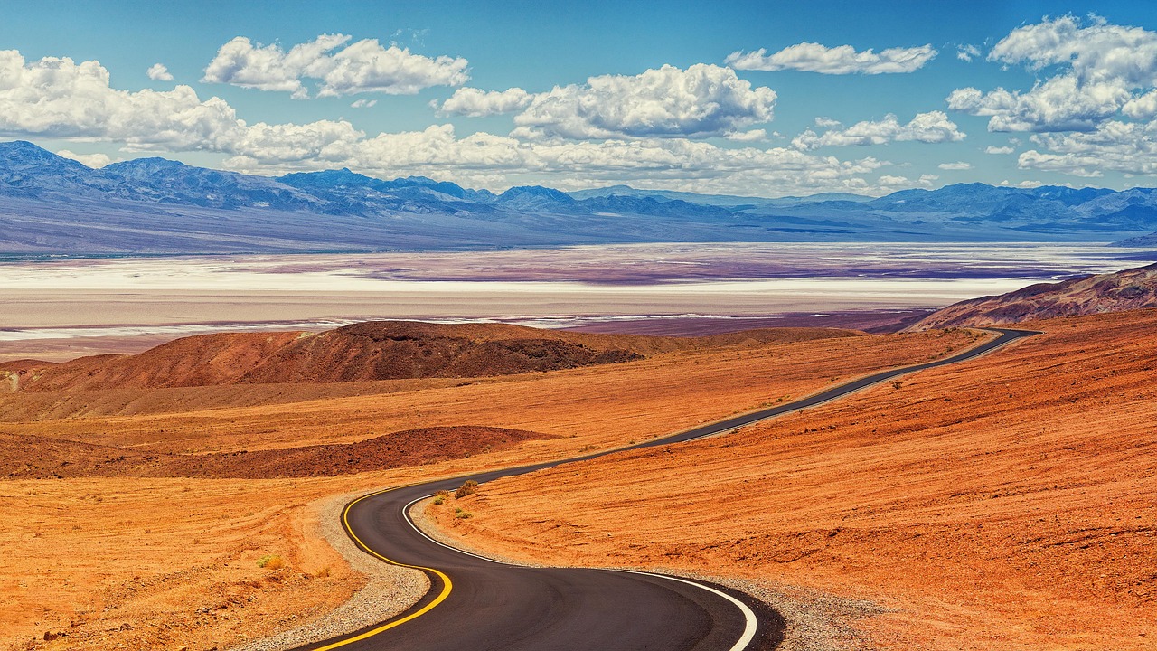 road-4254871_1280.jpg