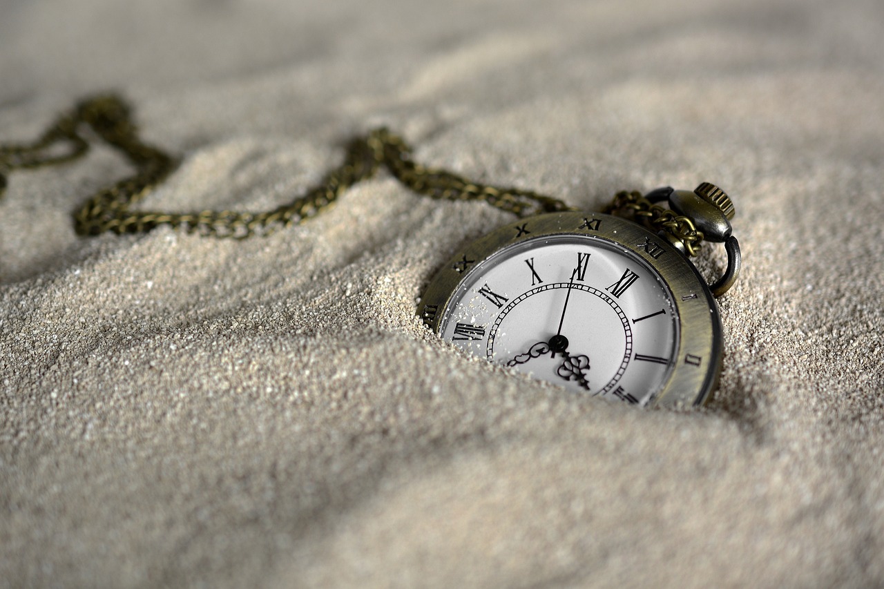 pocket-watch-ge2d19890a_1280.jpg